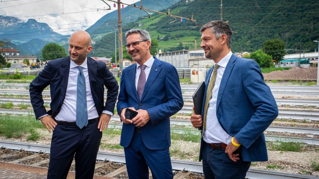 Ferrovie.it Stazione di Bolzano, iniziati i lavori d'innalzamento