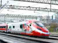 Olimpiadi 2026: il Gruppo FS presenta treni e bus con livrea speciale